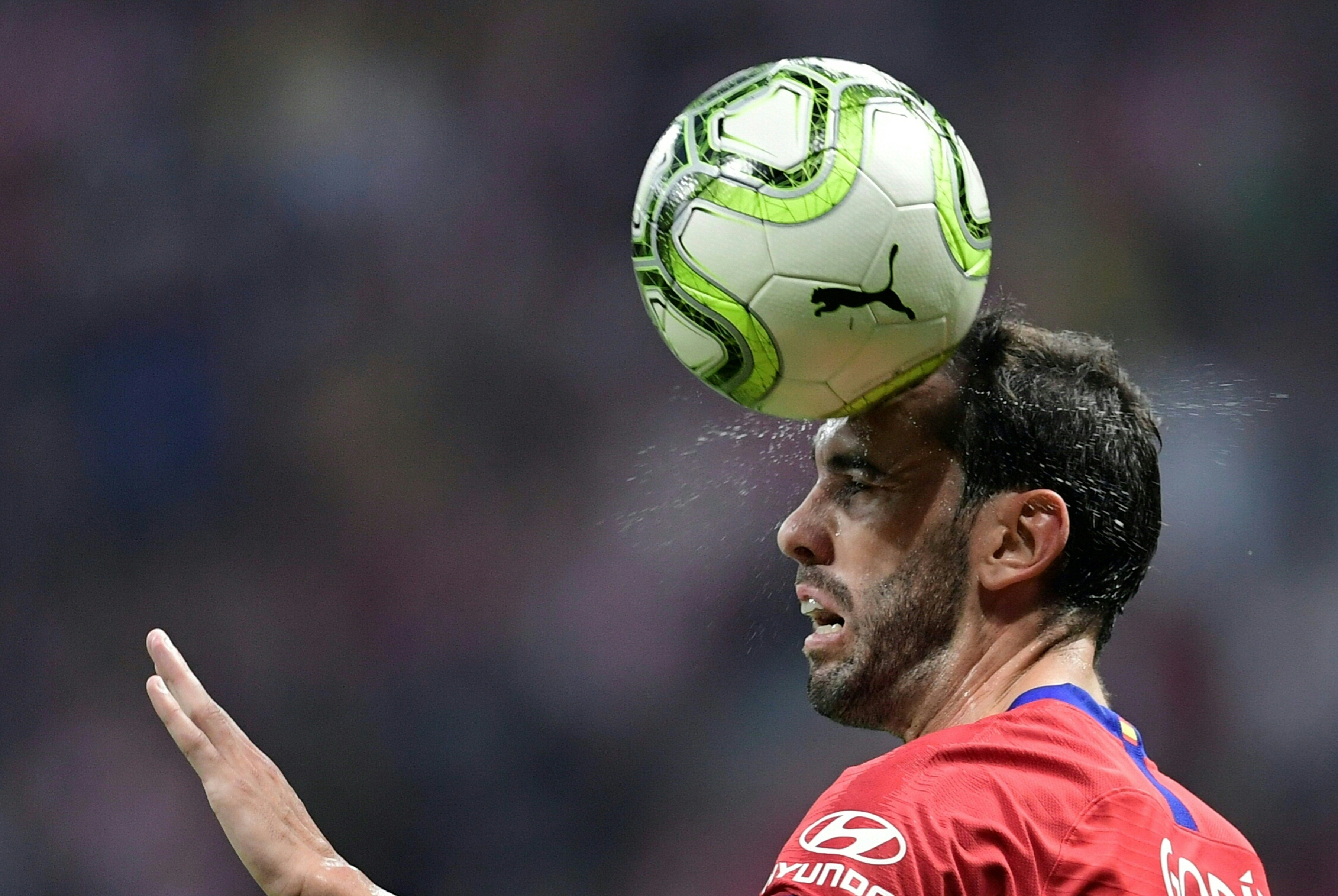 Diego Godín asegura que rechazó ofertas para ganar en el Atlético