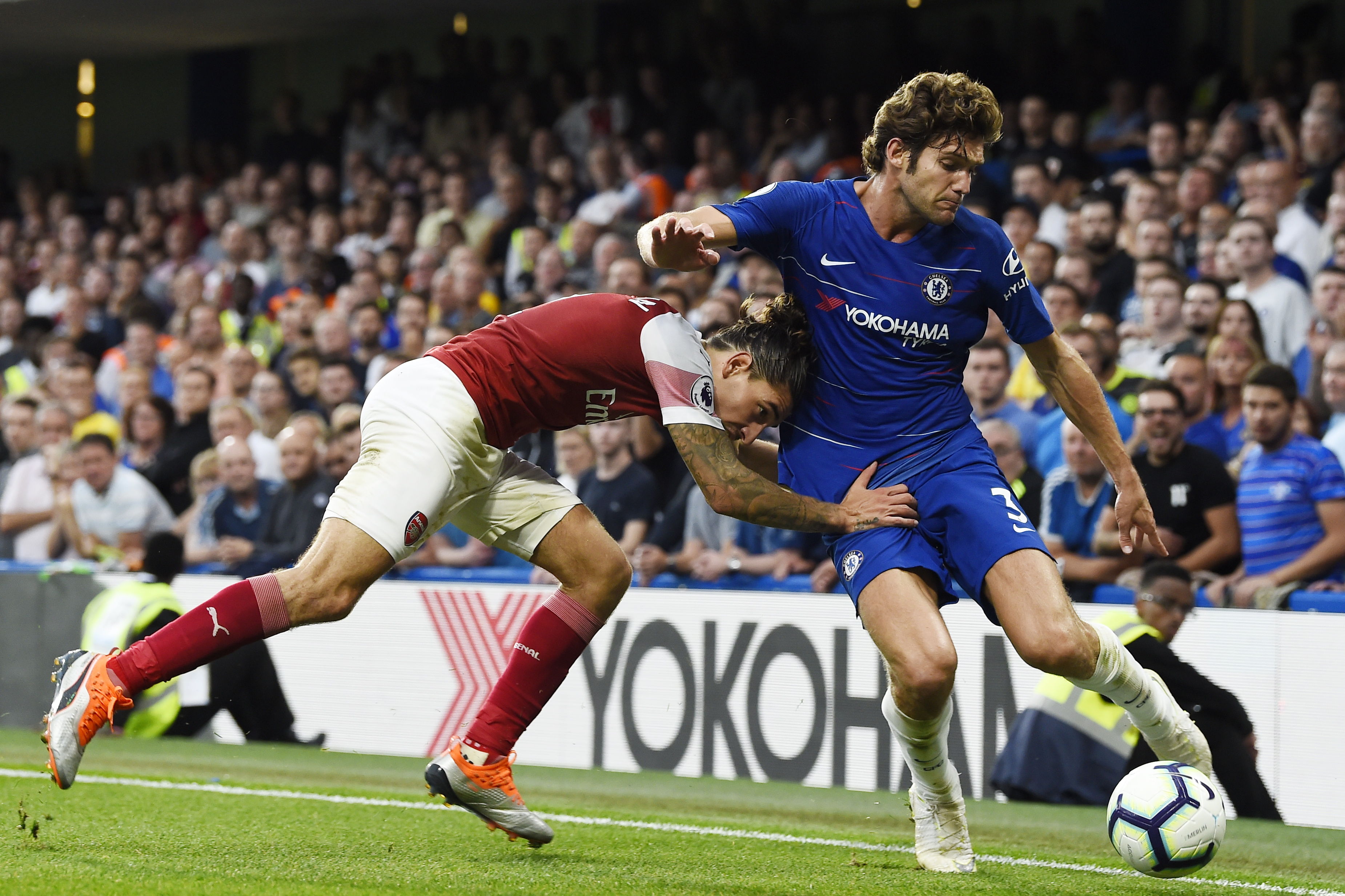 Chelsea vence a Arsenal con goles españoles y juegazo de Hazard