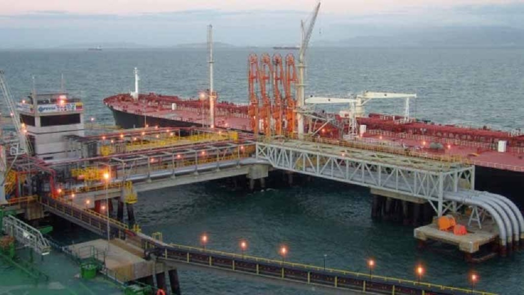 Nuevo retraso: Pdvsa anuncia que reanudará operaciones en muelle de Jose el 5 de Noviembre