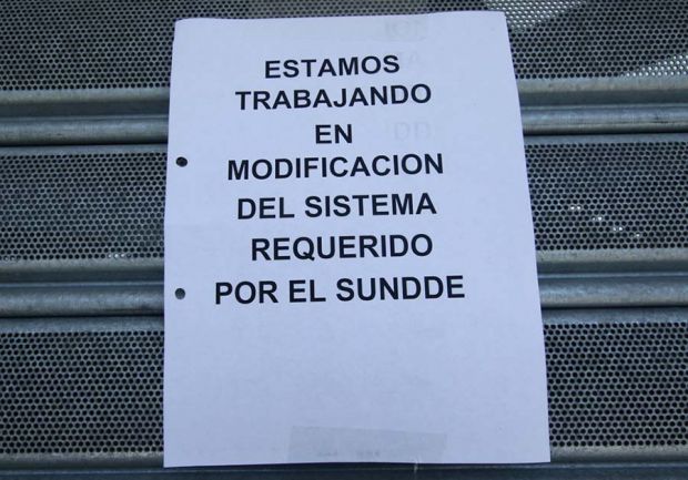 Fiscalizaciones y detenciones arbitrarias de comerciantes dejan nuevamente los anaqueles vacíos