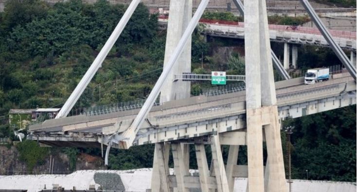 El puente Morandi de Génova tenía una grieta antes de que se derrumbara (Video)