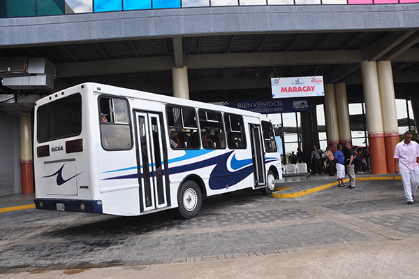 Hasta 400 dólares cobran por cauchos bachaqueados en Caracas y Maracay