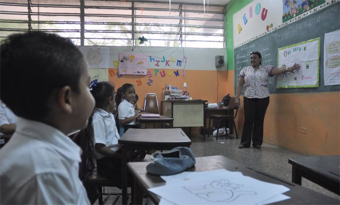 Al menos 179 colegios no podrán iniciar clases este #17Sep, según Fenasopadres