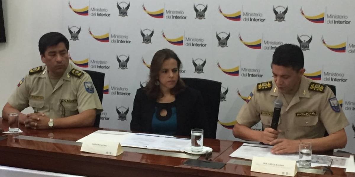 Detienen a dos miembros de Fuerza Aérea de Ecuador con una tonelada de droga