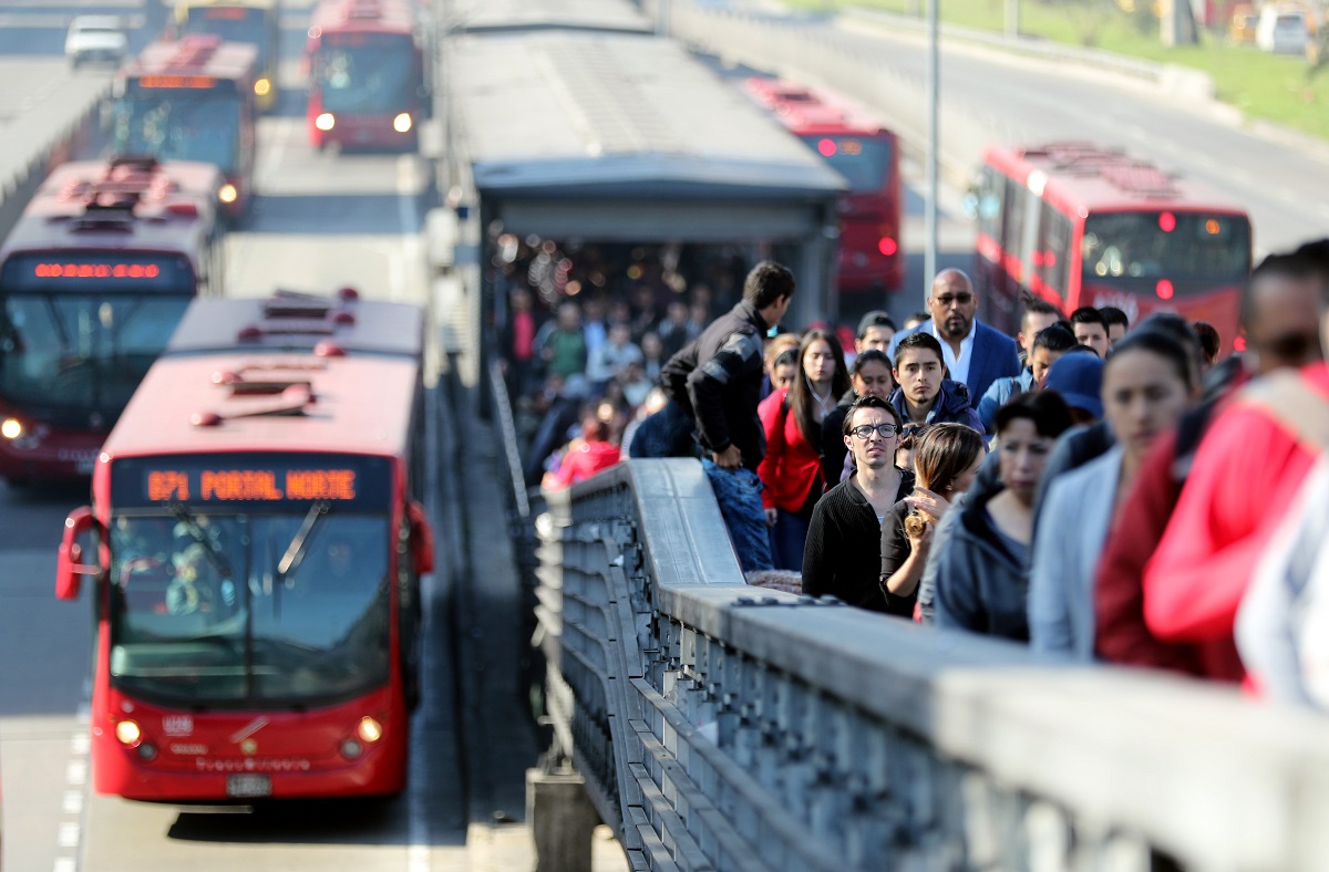 La estación Héroes del TransMilenio, un pedazo de Venezuela en Colombia (Video)