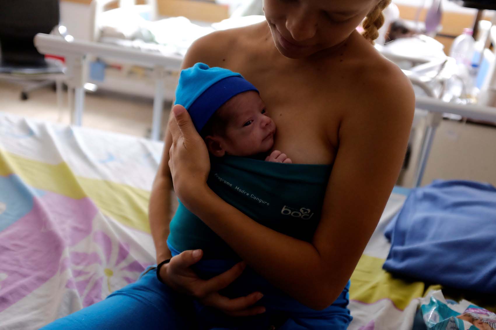 Leche de fórmula es un lujo en Falcón; madres la sustituyen con agua de arroz y pasta