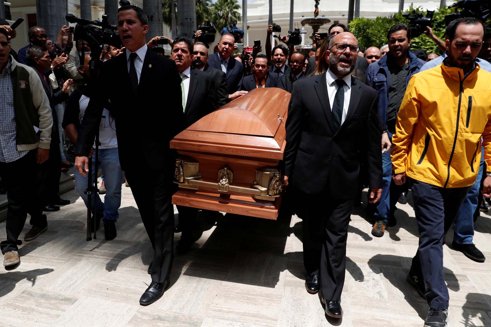 Asamblea Nacional rinde homenaje al concejal Fernando Albán (Fotos)