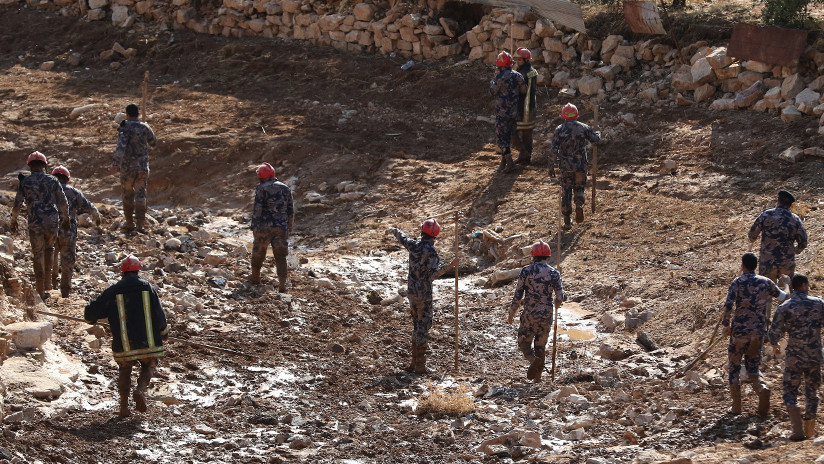 Doce muertos por las lluvias torrenciales en la ciudad de Petra una de las siete maravillas del mundo (Video)