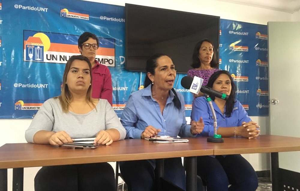 UNT denunció postulación ilegal de dos de sus miembros para el show electoral (Fotos)