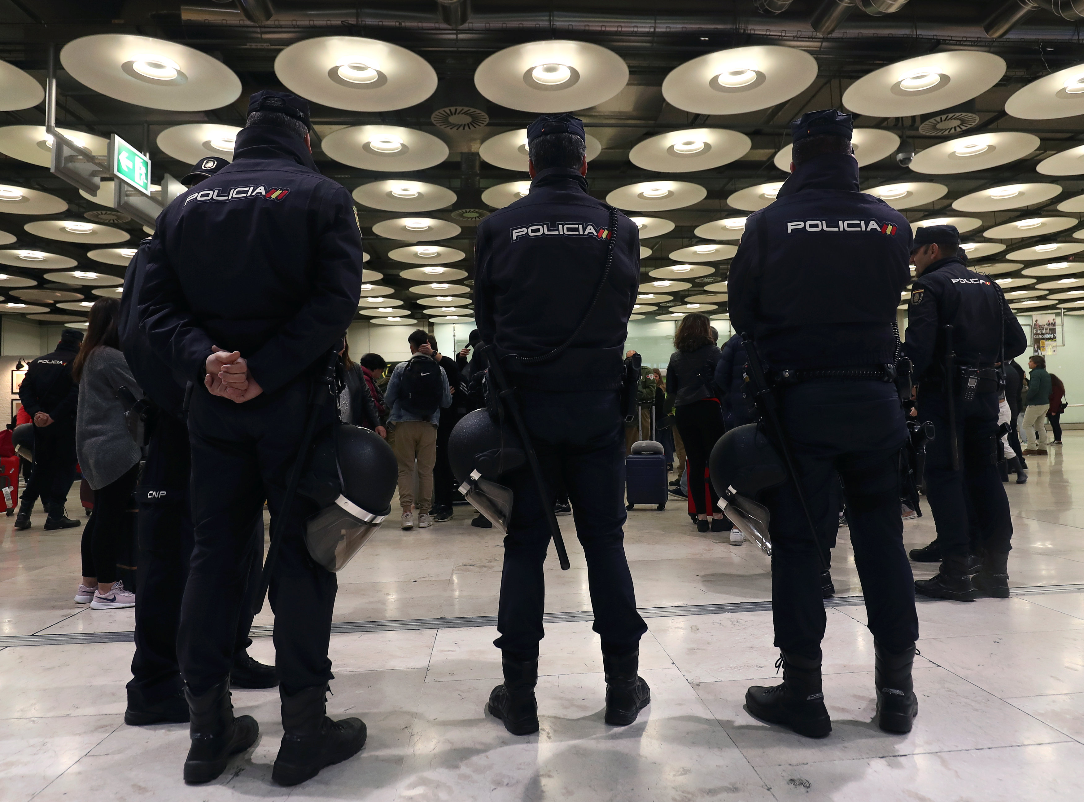 Cayó banda que introdujo al aeropuerto de Madrid 121 kilos de cocaína ocultos en aguacates