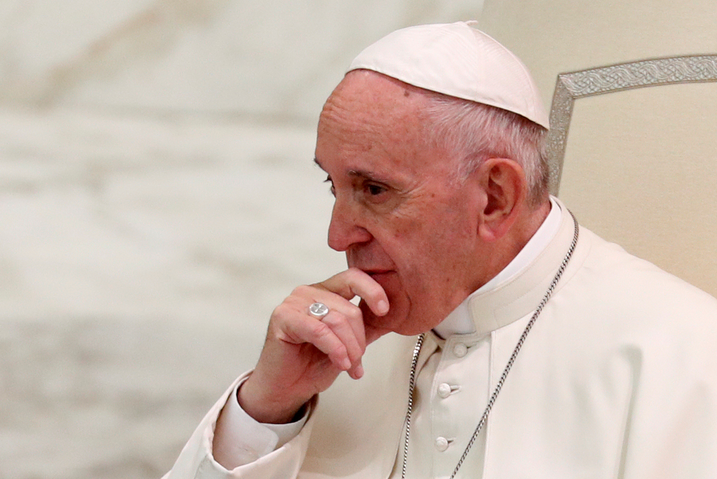 El Papa da como regalo de Navidad a indigentes de Roma nueva clínica en el Vaticano