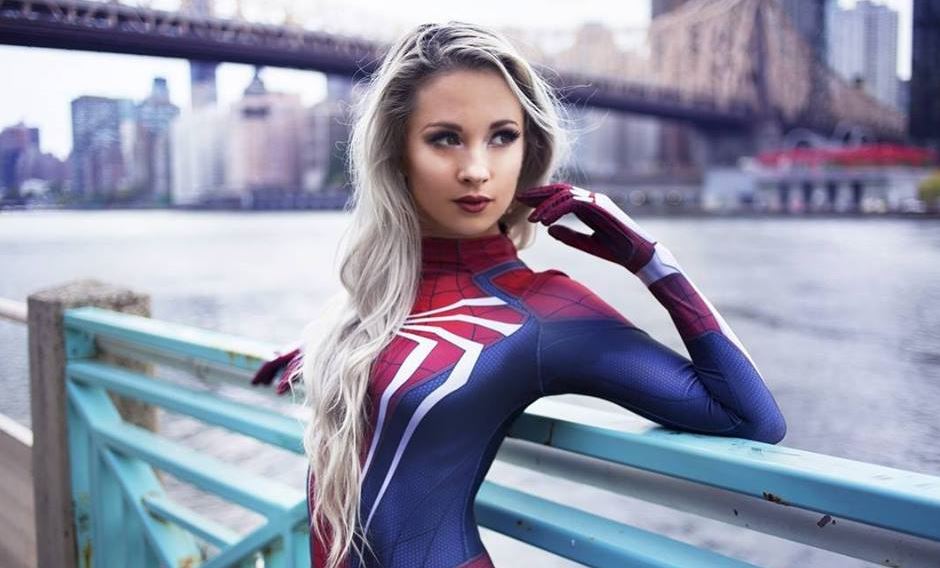 ¡Alerta HOT! Estas candentes Spider-Woman se especializan en atrapar chicos malos en sus redes (FOTOS)