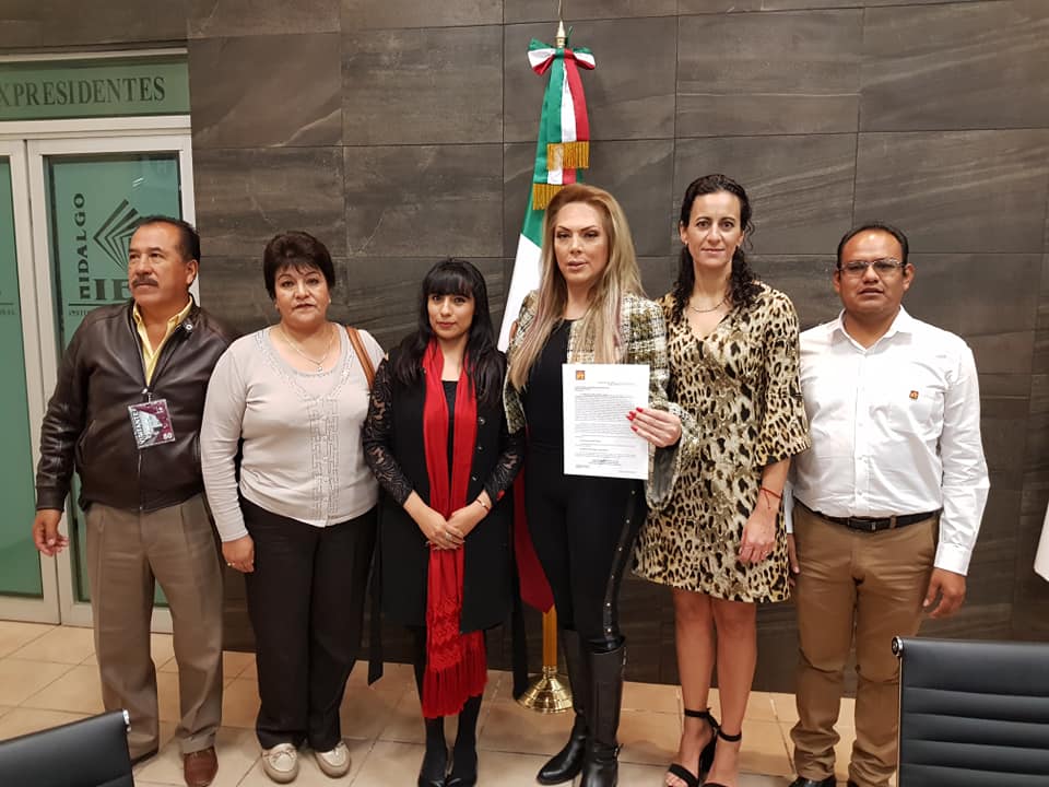 Por primera vez una mujer transgénero se convierte en representante de un partido político en México