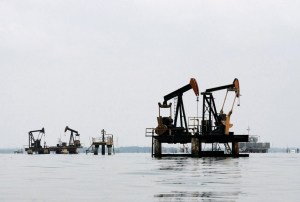 En el lago y en tierra: Se apaga la producción petrolera en el estado Zulia