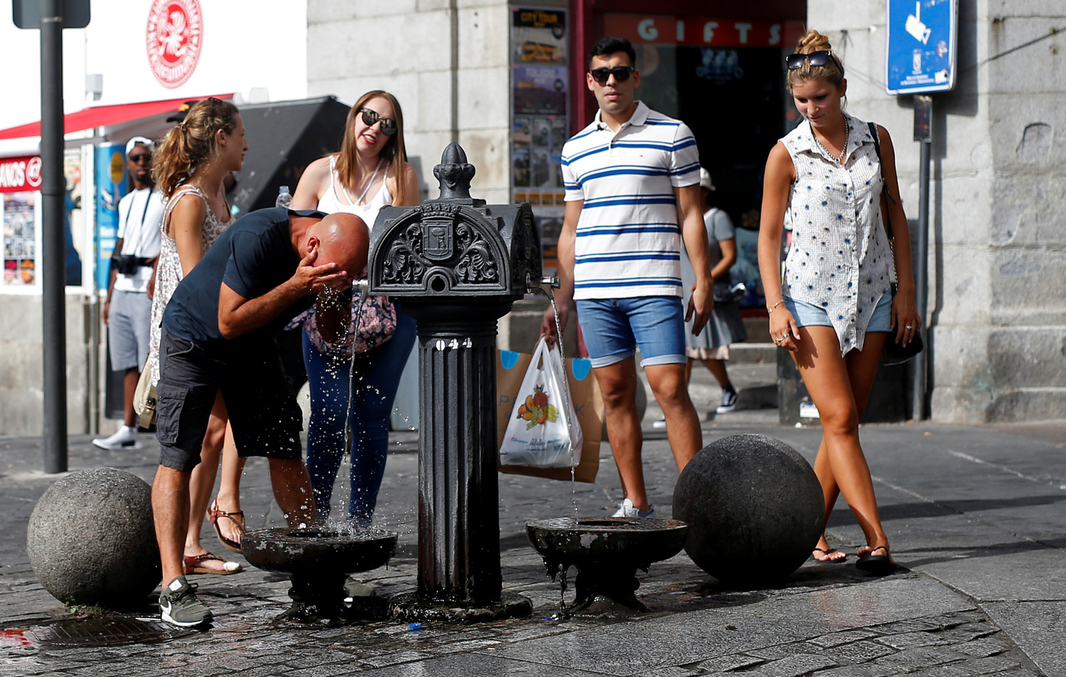 La alarmante cifra de fallecidos en España por la ola de calor, según Pedro Sánchez
