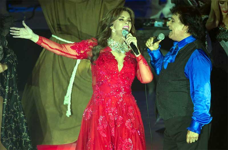 Esta cantante mexicana también cree que Juan Gabriel está vivo (VIDEO)