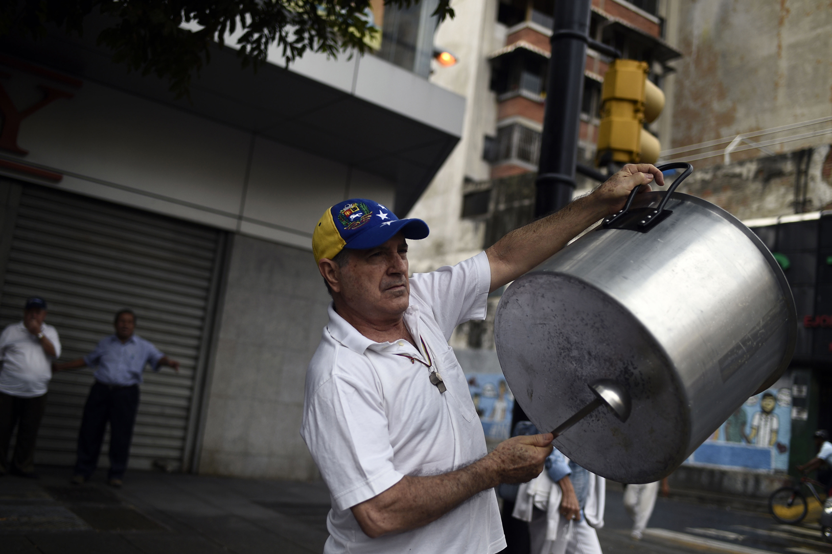 Esto sí es un CACEROLAZO…(foto)