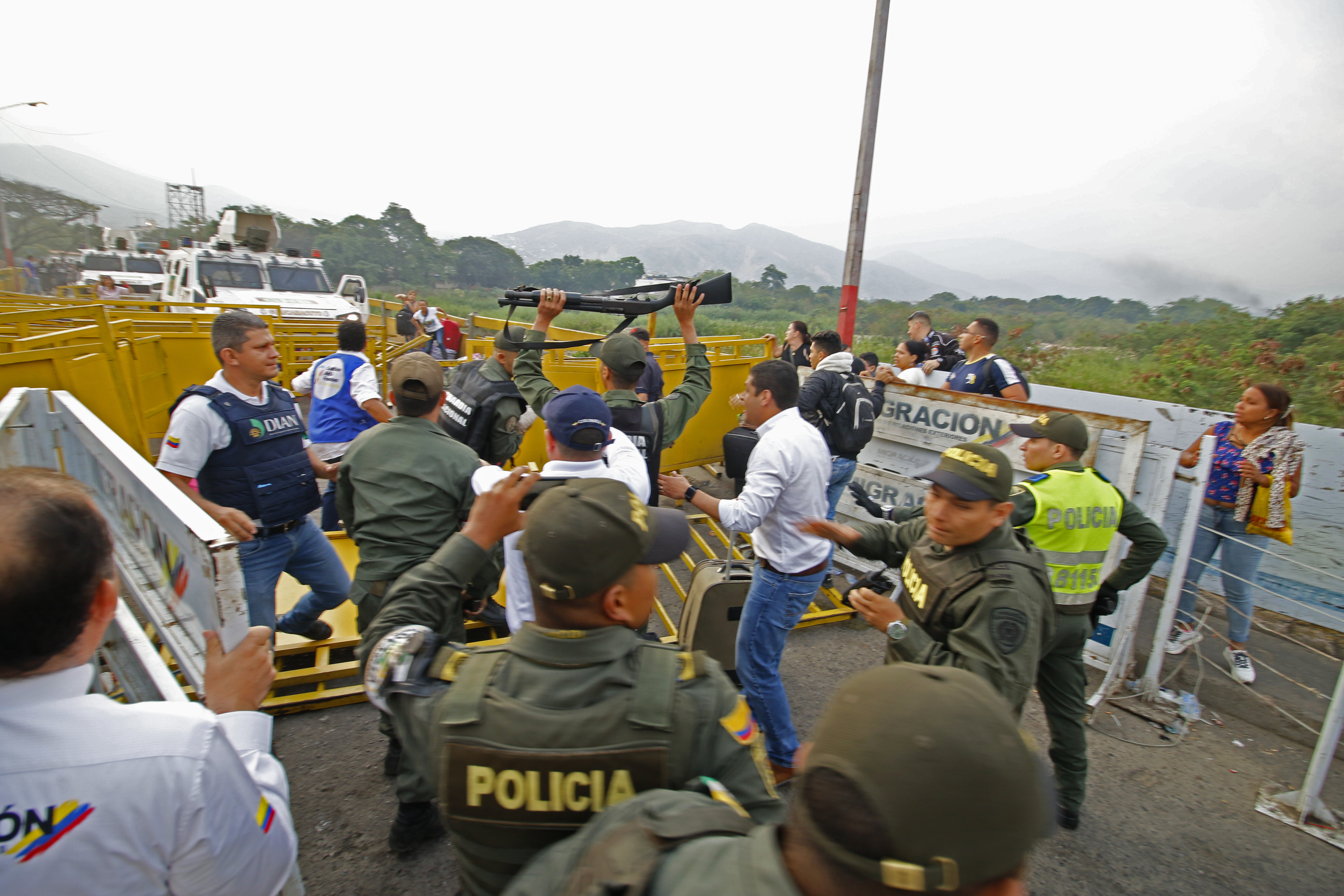 Régimen de Maduro publica nueva lista de militares degradados y expulsados