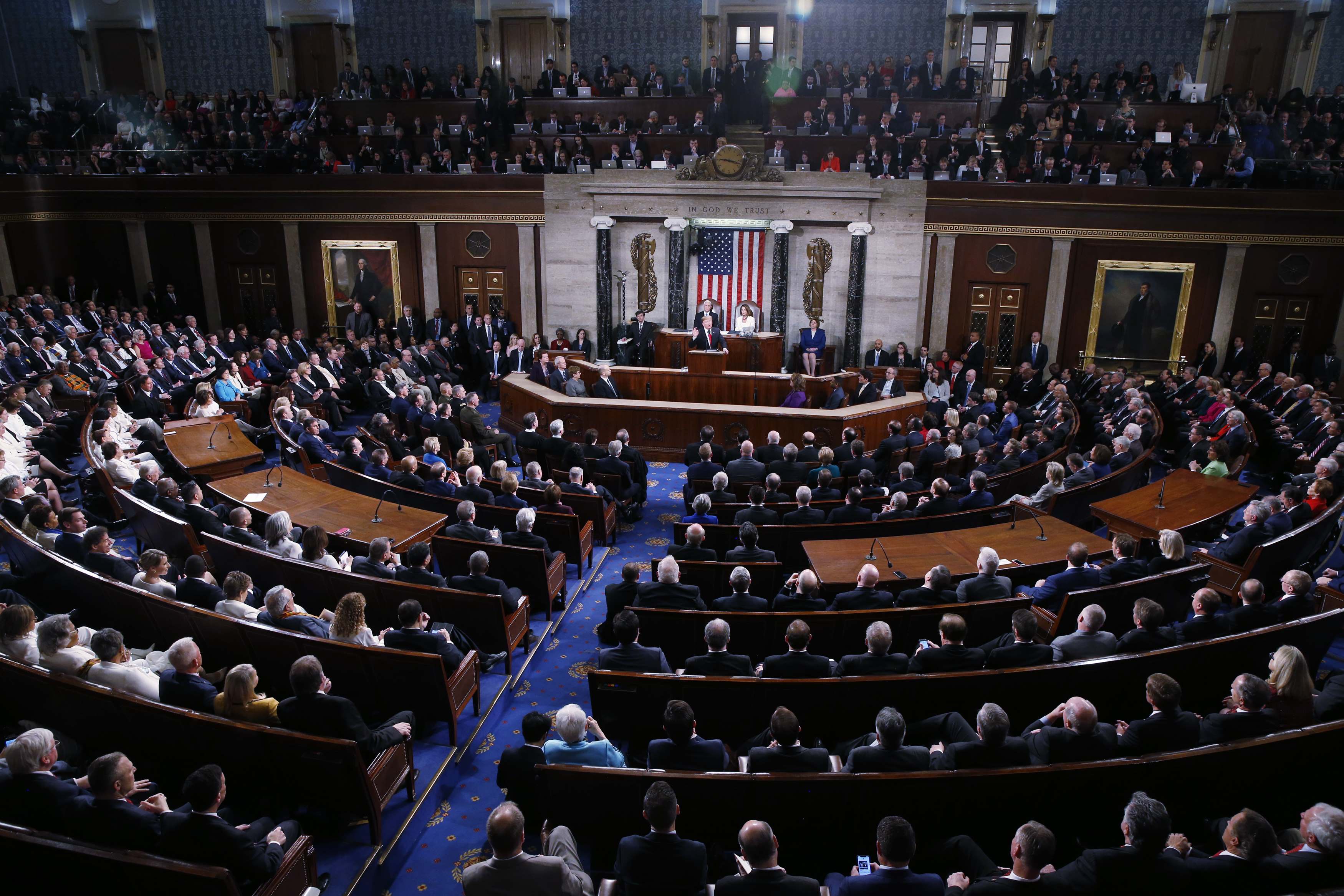 Congreso de EEUU se prepara para histórica votación de juicio político de Trump