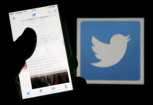 Twitter notificó que ha limitado alcance de contenido que aliente disturbios en EEUU