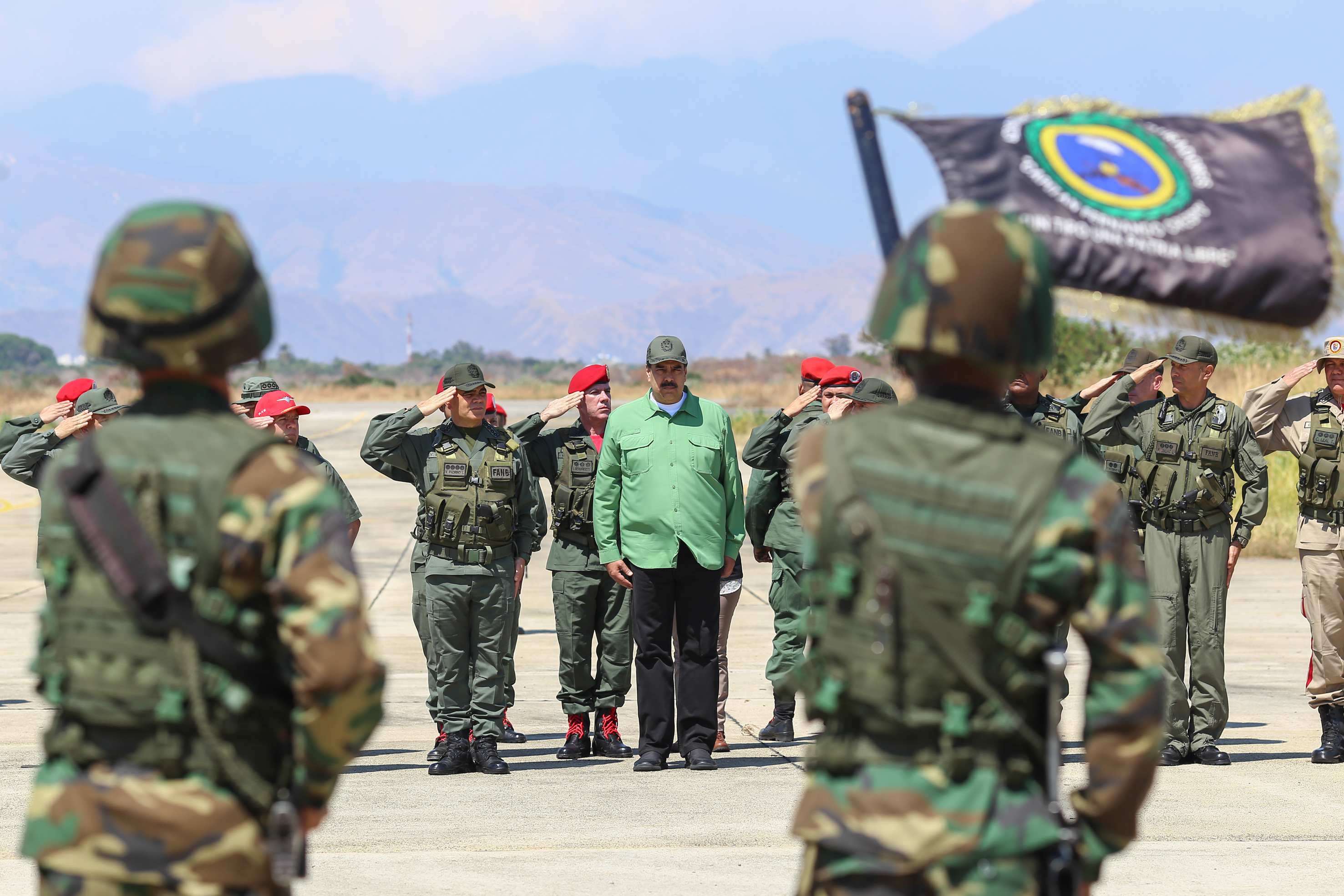 EEUU sancionará a las compañías que negocien con Maduro en materia de seguridad