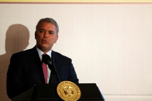 Presidente de Colombia dice que intervención militar no es una solución para Venezuela