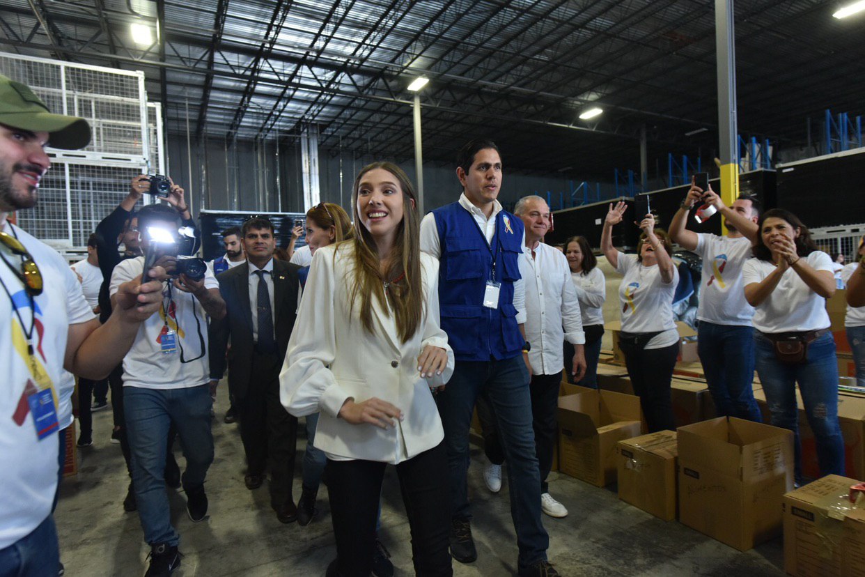 Lester Toledo: Miami le regaló a Venezuela un cargamento de esperanza (Fotos)