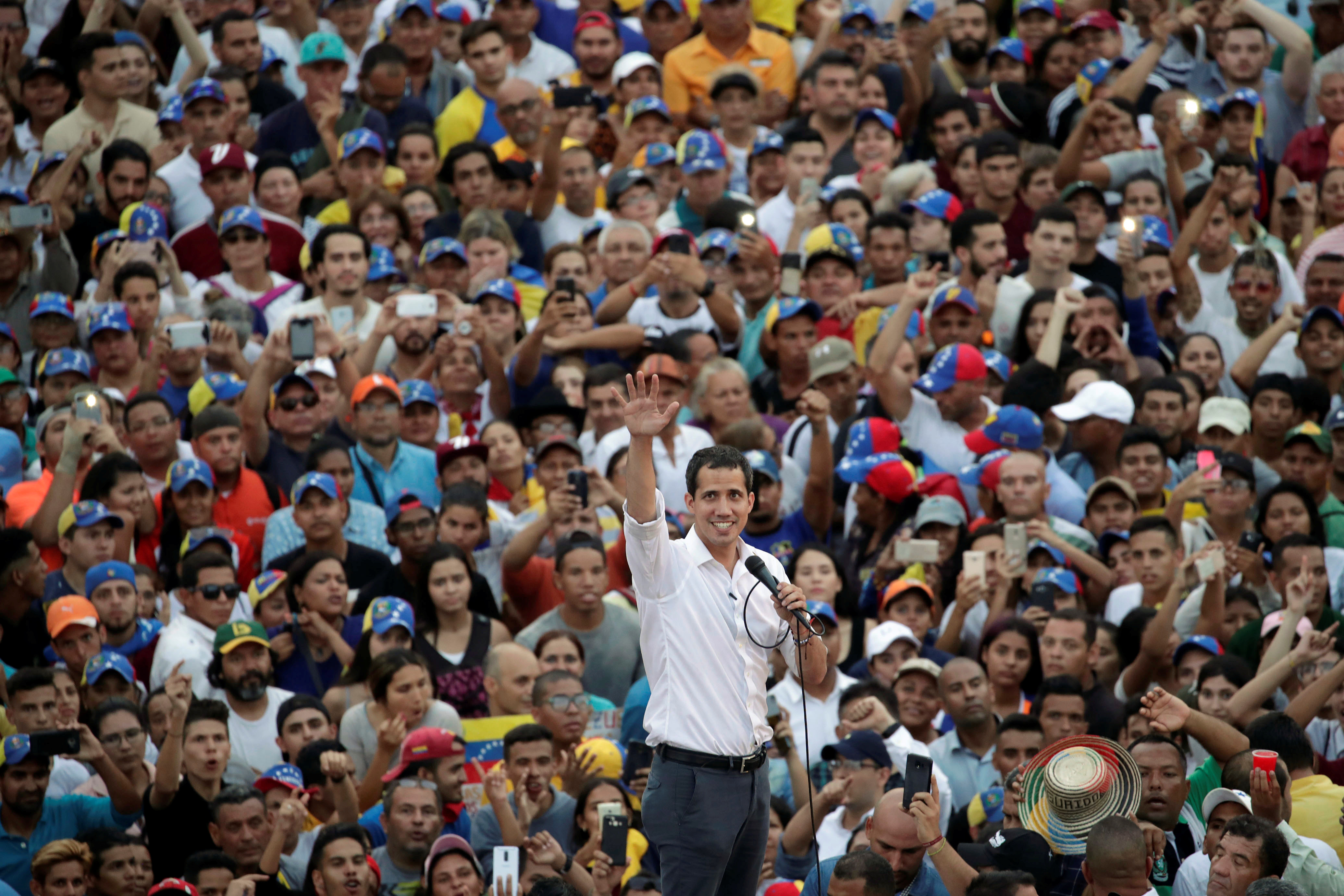 Guaidó: Me comprometo con los zulianos para poner fin a su martirio