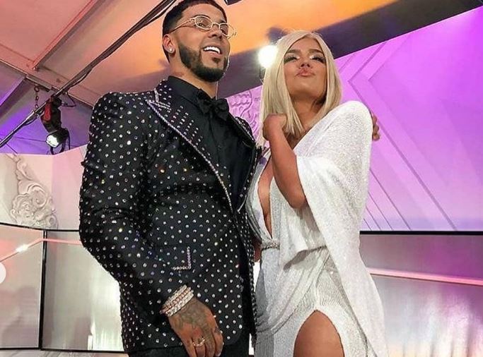 El “trapito blanco” de Karol G hizo que mostrara más de lo debido en los Latin Billboard 2019 (FOTOS)