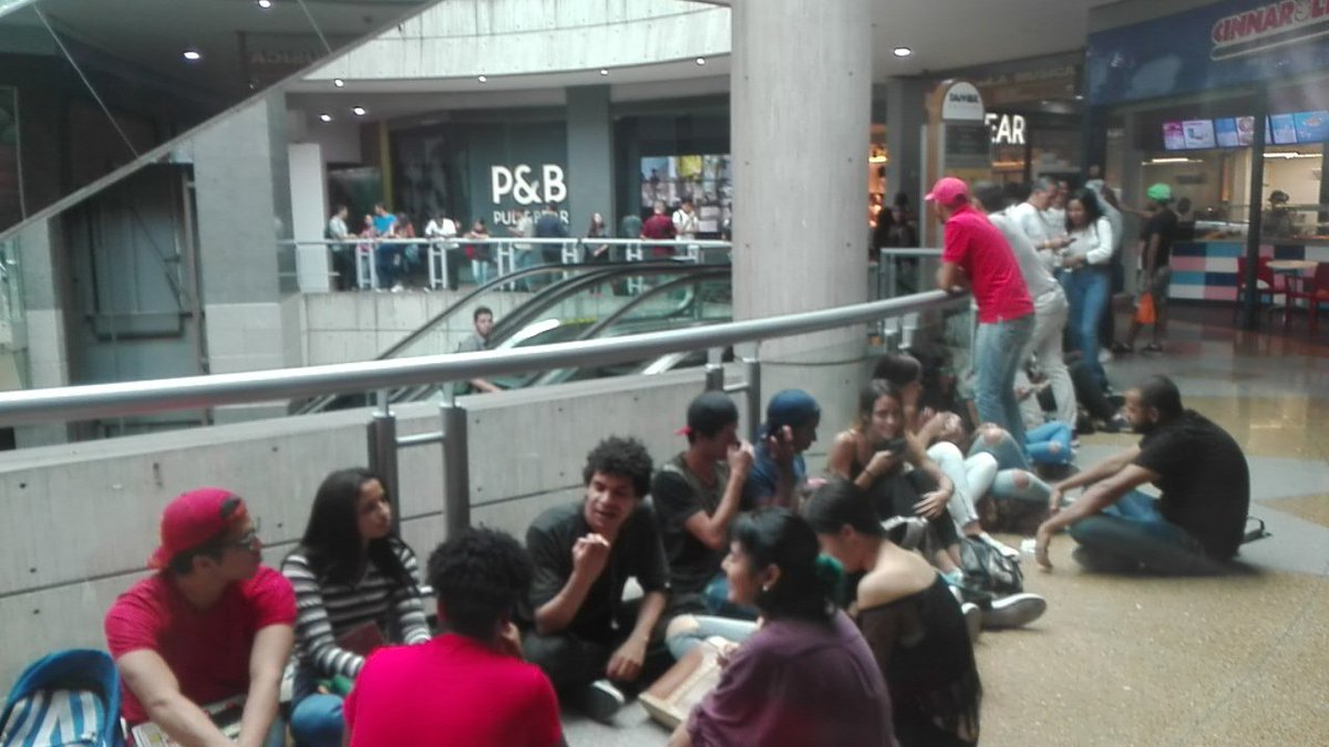 Taquillas venezolanas colapsan ante preventa de boletos de Avengers End Game (VIDEO)