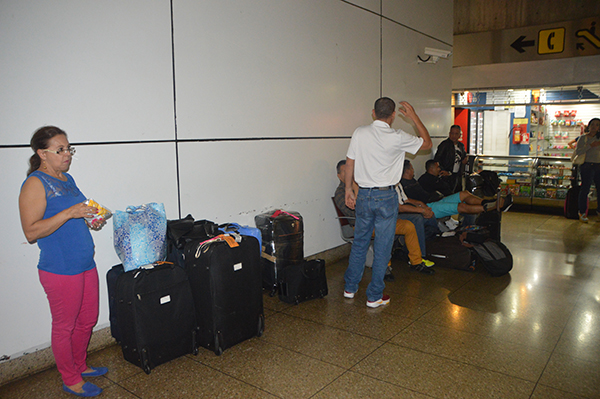 Hasta diez robos diarios a pasajeros se registran en el aeropuerto de Maiquetía