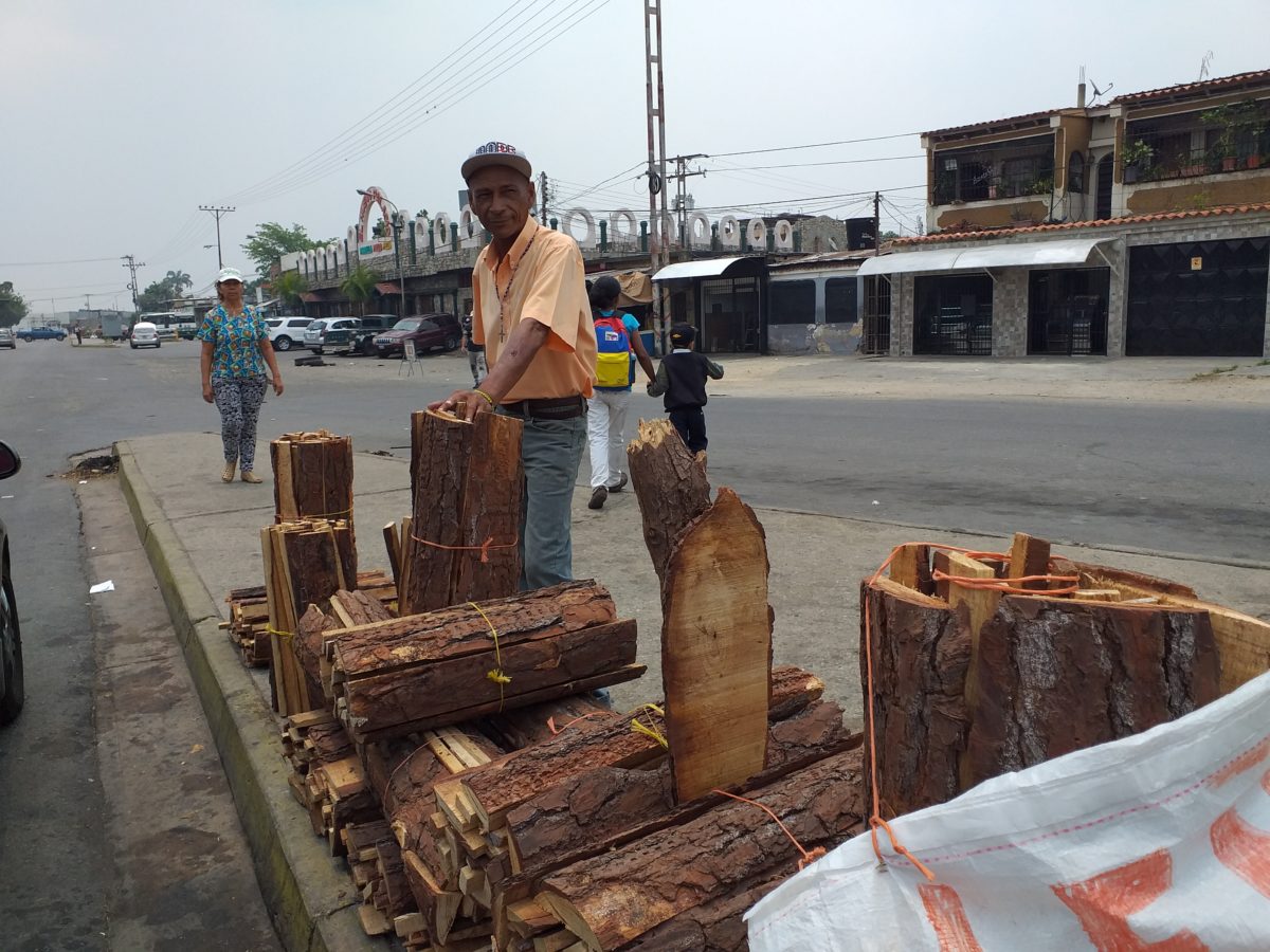 Cortos y frecuentes apagones afectan la vida doméstica en Táchira