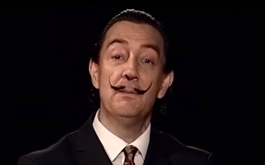 Sonría, por favor… Salvador Dalí quiere hacerse un selfie con usted (Video)