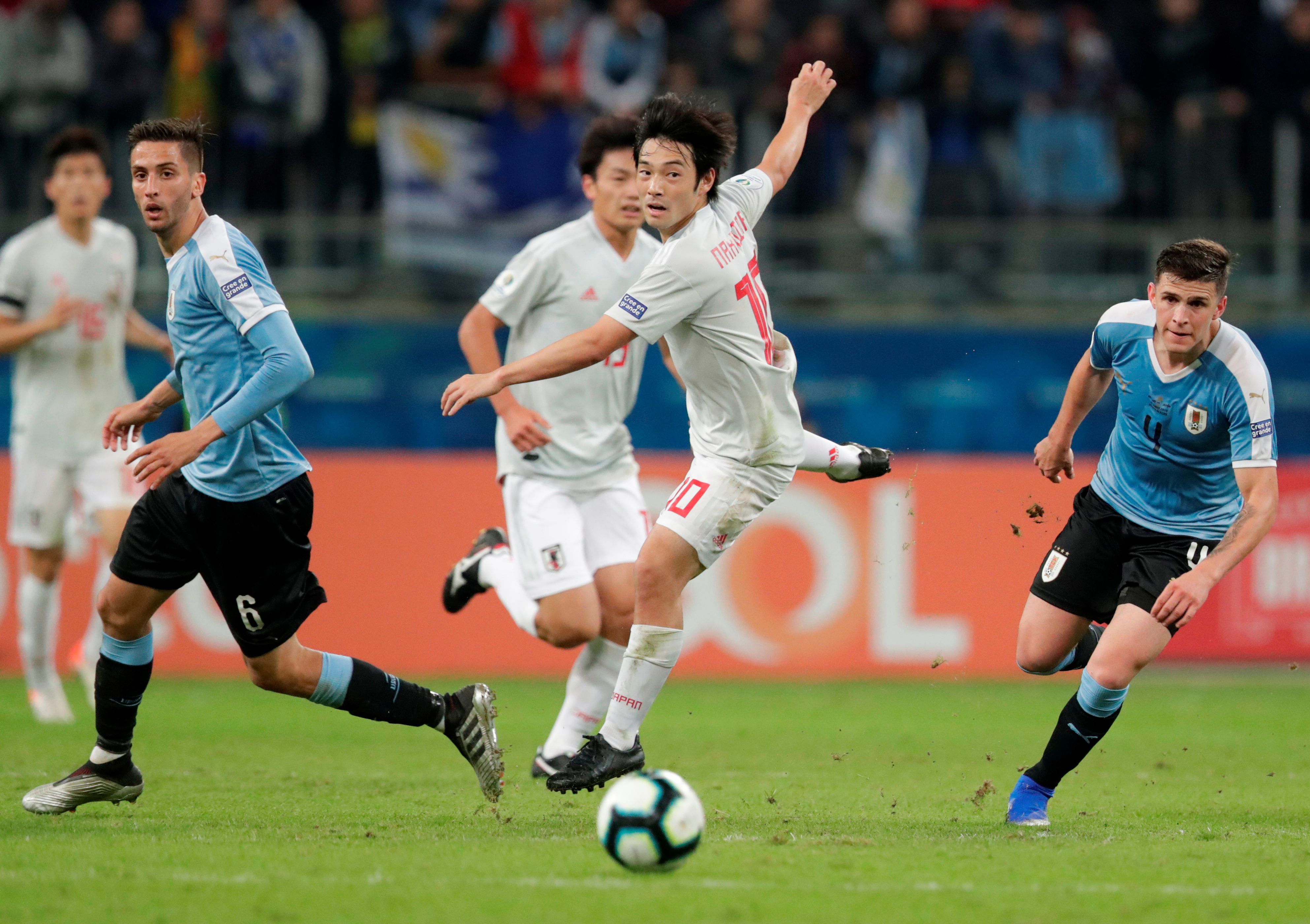 EN FOTOS: Uruguay no superó la barrera de la sorprendente Japón tras intensa igualdad