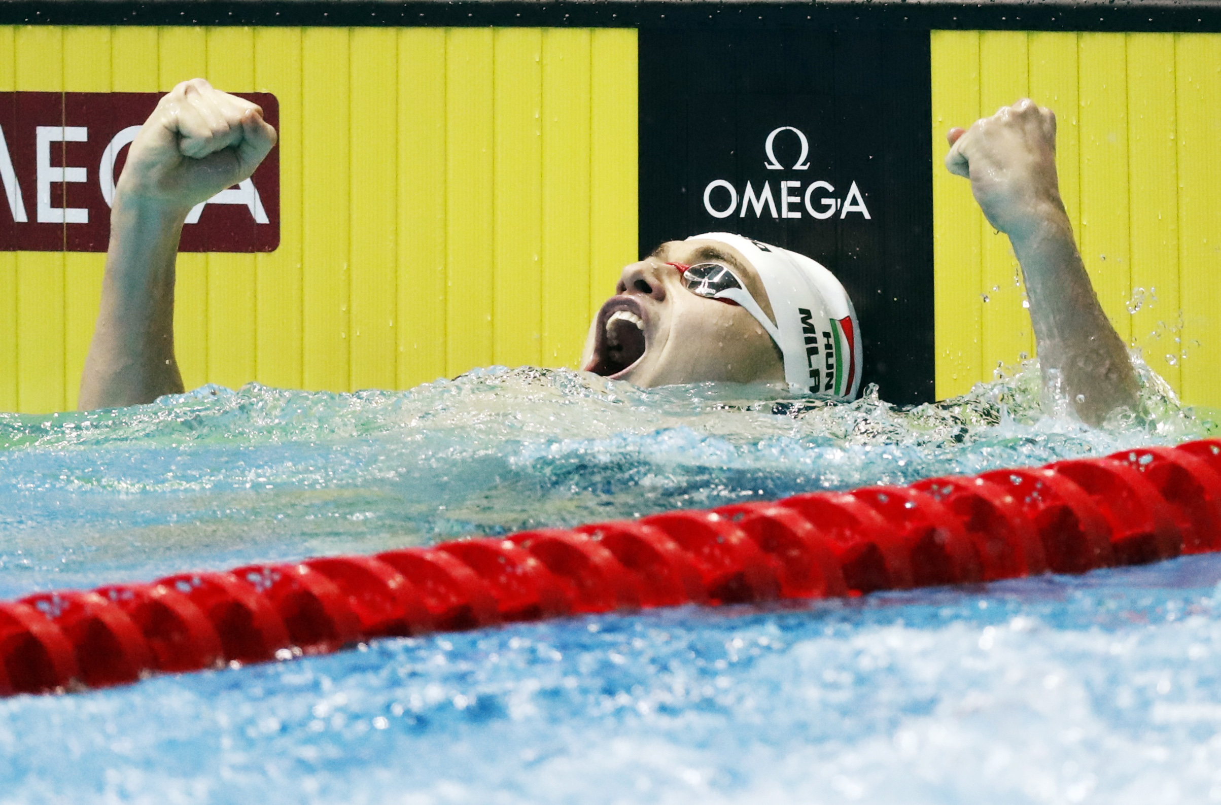 ¡INCREÍBLE! Un “chamito” rompió el récord mundial de Michael Phelps en los 200 metros mariposa (VIDEO)