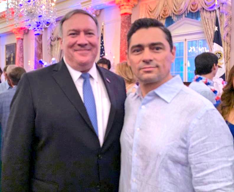 Vecchio y Pompeo celebran la Independencia… de EEUU (Foto)