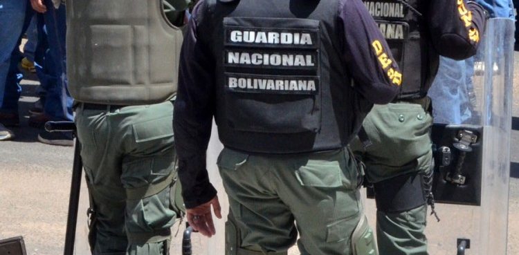 La Guardia Nacional dio de baja a “el Cristian” en Tejerías y recuperó más de 100 municiones