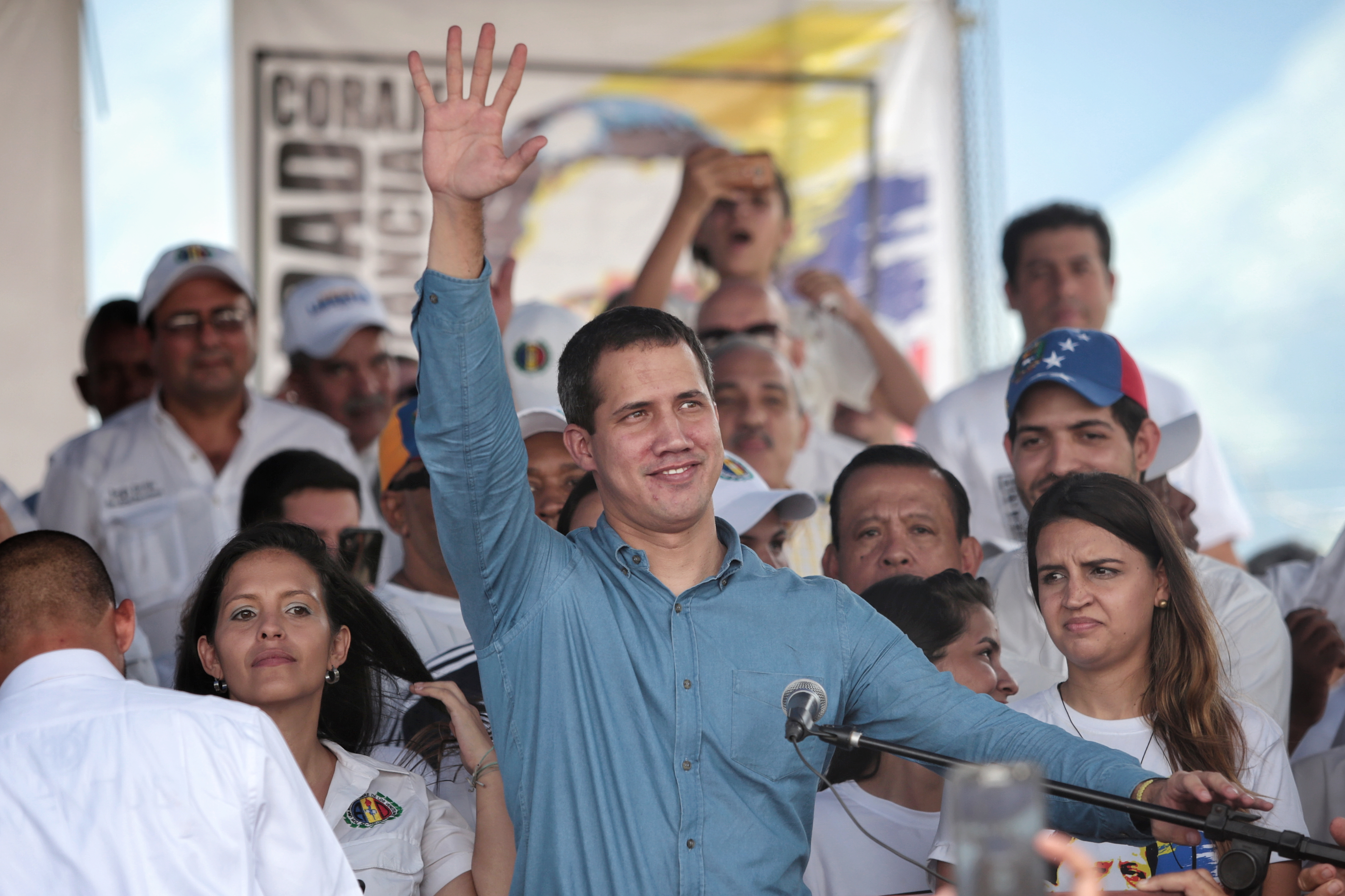 Entre calor y abrazos presidente Juan Guaidó fue recibido en Maracay #31Ago