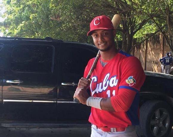 Fallece pelotero cubano Andy Pacheco en accidente de tráfico en Dominicana