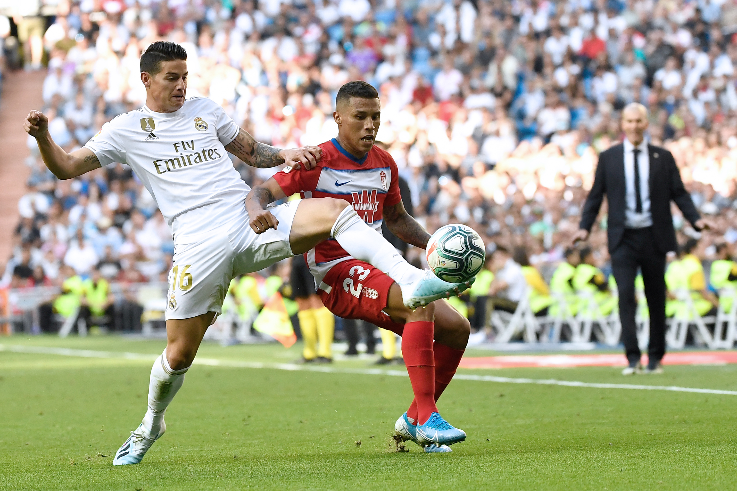 James Rodríguez sufre un esguince ligamento interno de rodilla izquierda