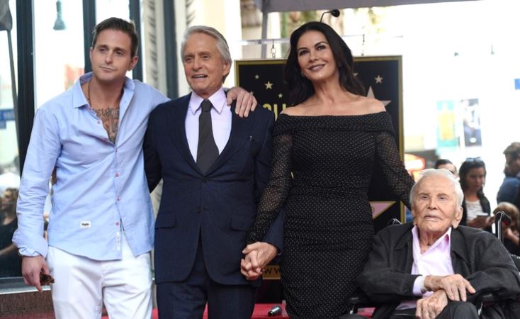 Adicciones y prisión: Cómo el amor de Michael Douglas salvó de la muerte a su hijo