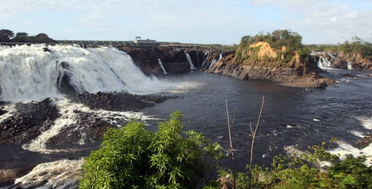 El hermoso Parque la Llovizna sigue en pie pero con dificultades ante la crisis nacional (Video)