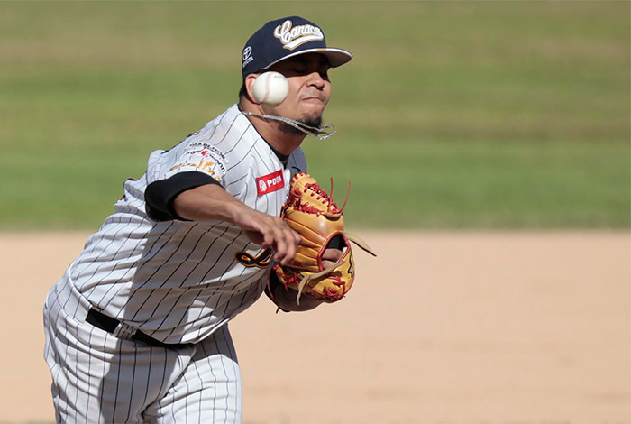 Alejandro Chacín se sumó a las prácticas de los Leones del Caracas