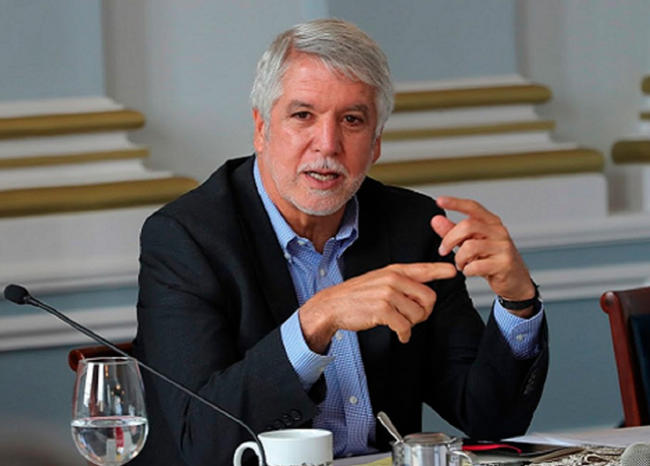 El Tiempo: Enrique Peñalosa: Como pasó en Venezuela, aquí no podemos elegir mal