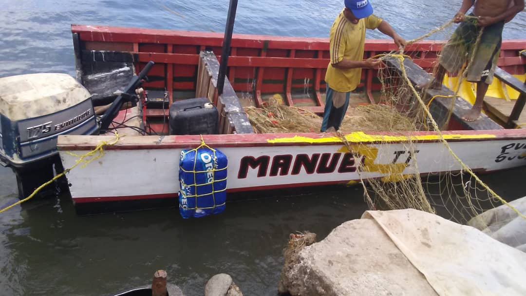 Pescador nadó 48 horas para volver a ver a su familia