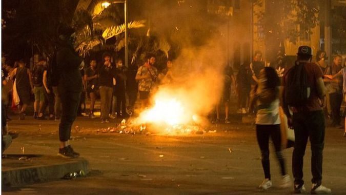 Incendiaron una iglesia de la Policía en la primera protesta del año en Chile