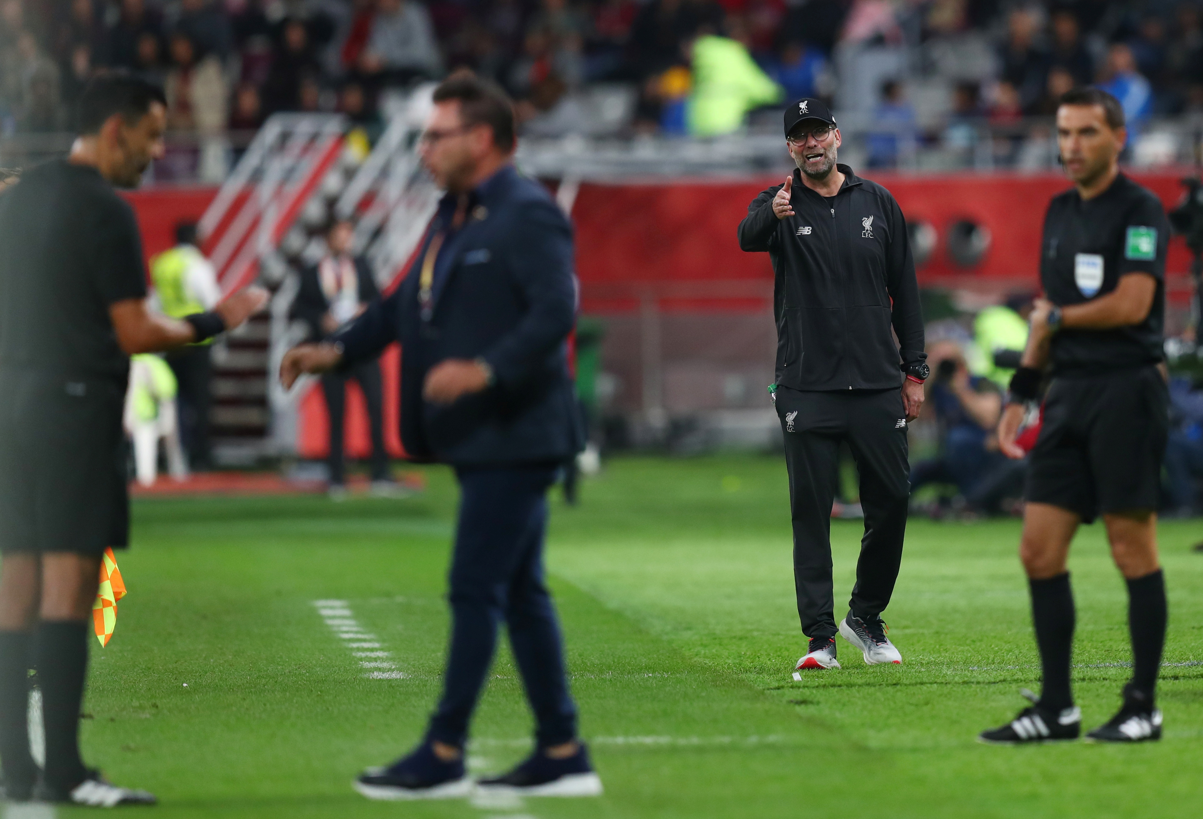 “¡Te espero afuera!”: La pelea de los técnicos de Monterrey y Liverpool que terminó mal (VIDEO)