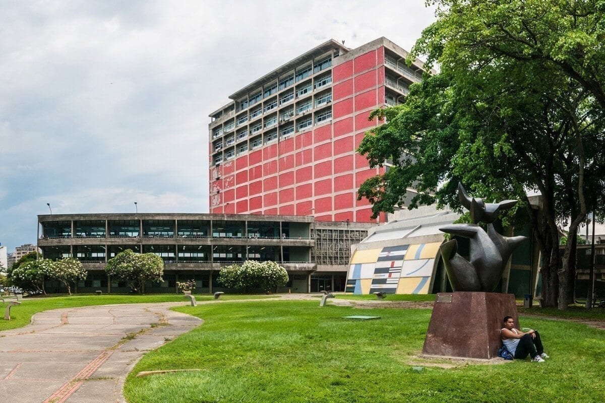 Universidad Central de Venezuela. Archivo.