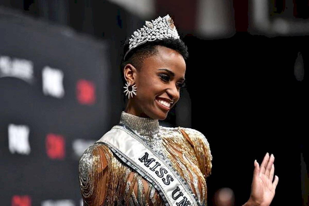 Miss Universo 2019 es criticada por “presumir” su dinero en redes sociales (VIDEO)