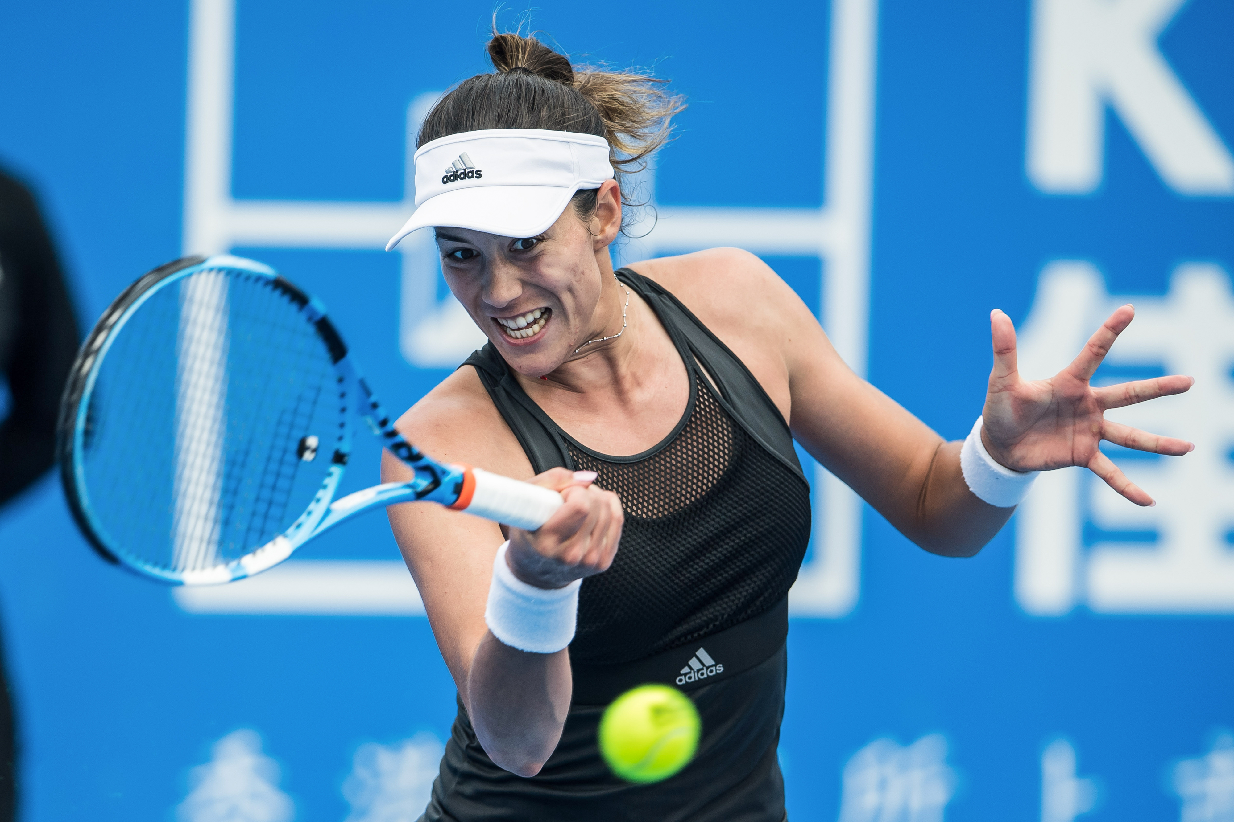 Muguruza comienza con buen pie el 2020 y se clasifica a semifinales en China